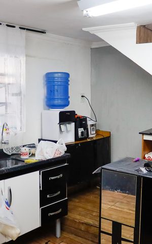 Casa à venda com 168m², 5 quartos e 3 vagasCozinha 2