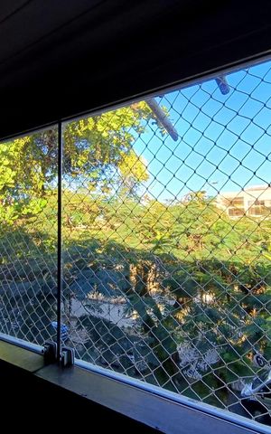 Casa de condomínio à venda com 141m², 4 quartos e 2 vagas