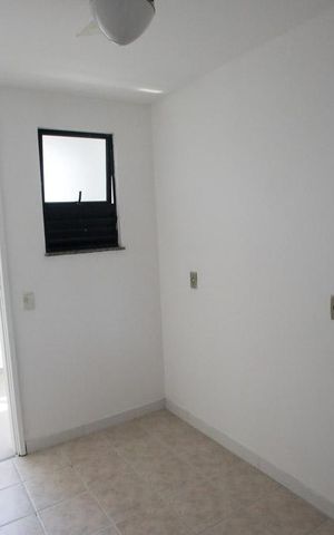 Apartamento à venda com 360m², 5 quartos e 2 vagasQuarto de Serviço