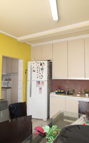 Casa à venda com 168m², 4 quartos e 2 vagasCozinha