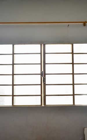 Casa à venda com 190m², 3 quartos e 2 vagas Casa à venda com 190m², 3 quartos e 2 vagasEdícola