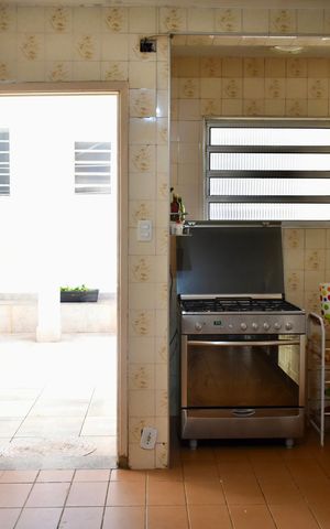 Casa à venda com 190m², 3 quartos e 2 vagas Casa à venda com 190m², 3 quartos e 2 vagasCozinha