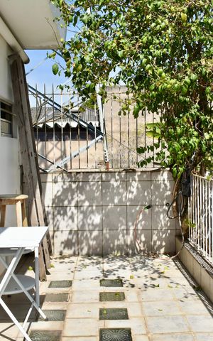 Casa à venda com 190m², 3 quartos e 2 vagas Casa à venda com 190m², 3 quartos e 2 vagasVaranda da Suíte 2
