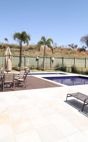 Casa de condomínio para alugar com 182m², 3 quartos e 3 vagasÁrea comum - Piscina