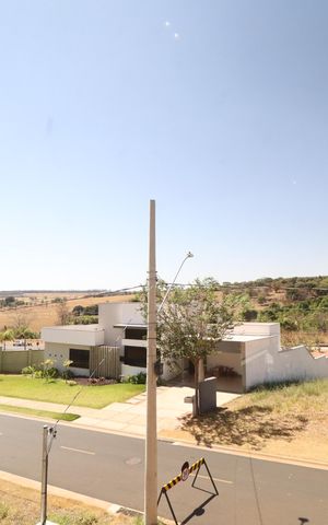 Casa de condomínio para alugar com 182m², 3 quartos e 3 vagasSala
