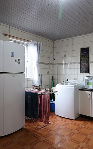 Casa à venda com 300m², 2 quartos e 2 vagasSala 2