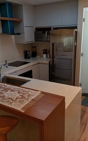 Casa à venda com 318m², 4 quartos e 6 vagas Casa à venda com 318m², 4 quartos e 6 vagasCozinha