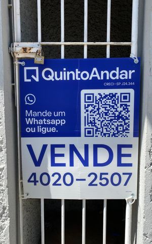 Casa à venda com 249m², 2 quartos e 4 vagas Casa à venda com 249m², 2 quartos e 4 vagasPlaca