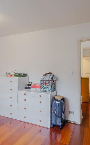 Casa à venda com 158m², 3 quartos e 2 vagasSuíte 2