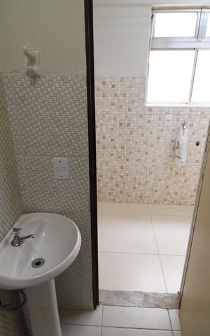 Apartamento à venda com 75m², 2 quartos e 1 vagaBanheiro de serviço