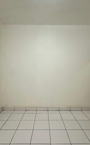 Studio para alugar com 27m², 1 quarto e sem vaga Studio para alugar com 27m², 1 quarto e sem vagaSala/Quarto