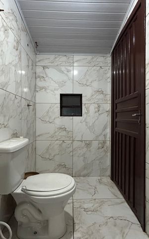 Casa à venda com 40m², 2 quartos e sem vaga Casa à venda com 40m², 2 quartos e sem vagaBanheiro Social