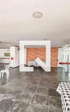 Apartamento à venda com 82m², 2 quartos e 1 vagaÁrea comum
