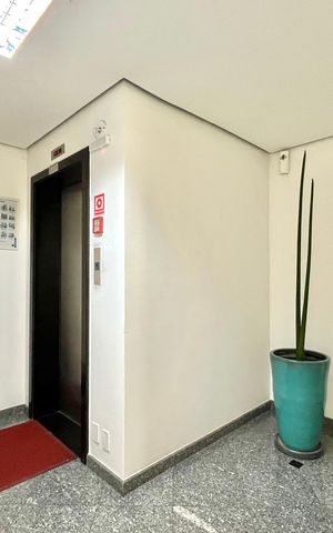 Apartamento à venda com 39m², 1 quarto e 1 vaga Apartamento à venda com 39m², 1 quarto e 1 vagaHall social