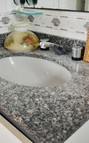 Apartamento à venda com 96m², 3 quartos e 2 vagas Apartamento à venda com 96m², 3 quartos e 2 vagasBanheiro da Suíte