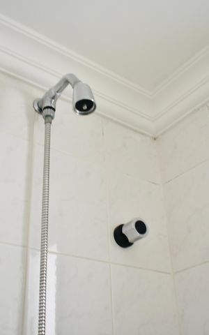 Apartamento à venda com 96m², 3 quartos e 2 vagas Apartamento à venda com 96m², 3 quartos e 2 vagasBanheiro da Suíte