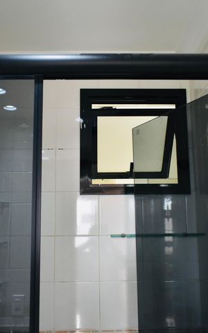 Apartamento à venda com 96m², 3 quartos e 2 vagas Apartamento à venda com 96m², 3 quartos e 2 vagasBanheiro Social