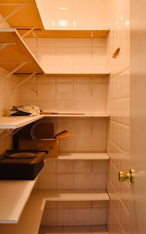 Apartamento à venda com 96m², 3 quartos e 2 vagas Apartamento à venda com 96m², 3 quartos e 2 vagasDespensa