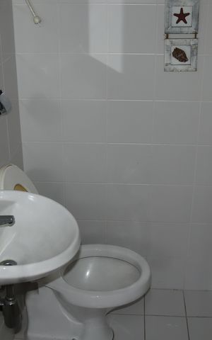 Apartamento à venda com 200m², 3 quartos e 2 vagasBanheiro de Serviço