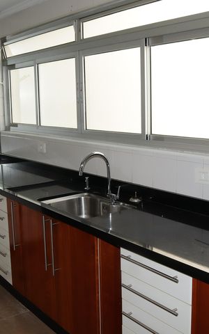 Apartamento à venda com 200m², 3 quartos e 2 vagasCozinha