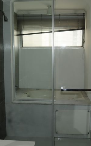 Apartamento à venda com 200m², 3 quartos e 2 vagasBanheiro Social
