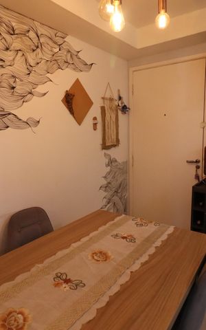 Apartamento à venda com 48m², 2 quartos e 2 vagasSala