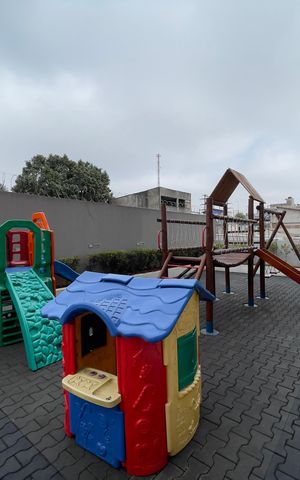 Apartamento à venda com 49m², 2 quartos e 1 vaga Apartamento à venda com 49m², 2 quartos e 1 vagaÁrea Comum - Playground