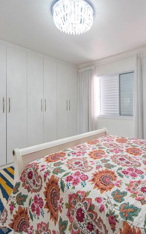 Casa à venda com 280m², 2 quartos e 2 vagas Casa à venda com 280m², 2 quartos e 2 vagasQuarto 2