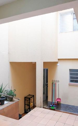 Casa à venda com 138m², 3 quartos e 1 vagaÁrea de serviço