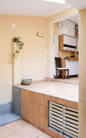 Casa à venda com 138m², 3 quartos e 1 vagaÁrea de serviço