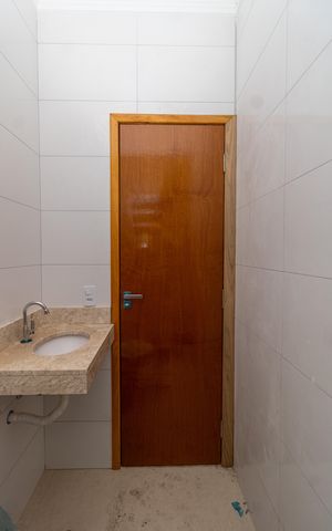 Apartamento à venda com 40m², 2 quartos e sem vaga Apartamento à venda com 40m², 2 quartos e sem vagaBanheiro