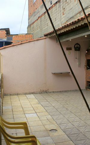 Casa à venda com 220m², 3 quartos e 8 vagasÁrea de Serviço e Espaço Gourmet