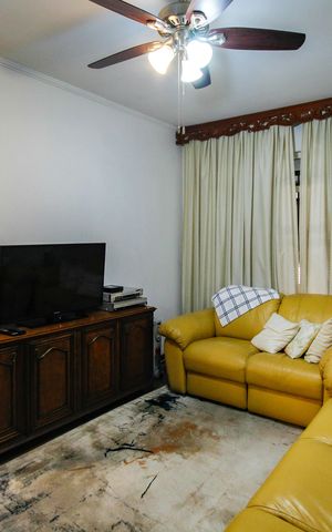 Casa para alugar com 255m², 3 quartos e 2 vagas Casa para alugar com 255m², 3 quartos e 2 vagasSala de Estar