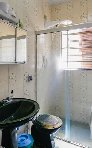 Casa para alugar com 255m², 3 quartos e 2 vagas Casa para alugar com 255m², 3 quartos e 2 vagasBanheiro Social