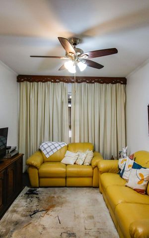 Casa para alugar com 255m², 3 quartos e 2 vagas Casa para alugar com 255m², 3 quartos e 2 vagasSala de Estar