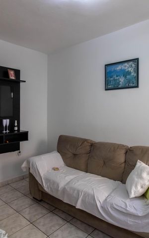 Casa à venda com 133m², 2 quartos e 2 vagas Casa à venda com 133m², 2 quartos e 2 vagasSala