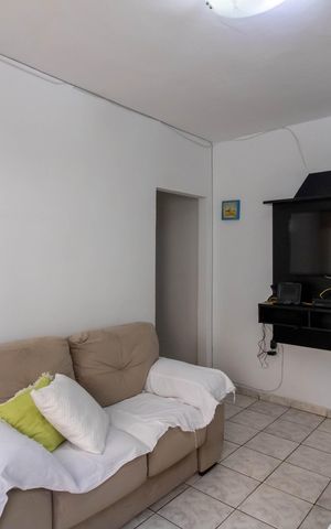 Casa à venda com 133m², 2 quartos e 2 vagas Casa à venda com 133m², 2 quartos e 2 vagasSala
