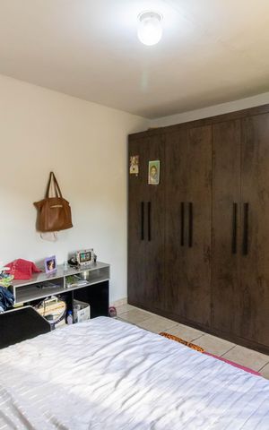 Casa à venda com 133m², 2 quartos e 2 vagas Casa à venda com 133m², 2 quartos e 2 vagasQuarto 1