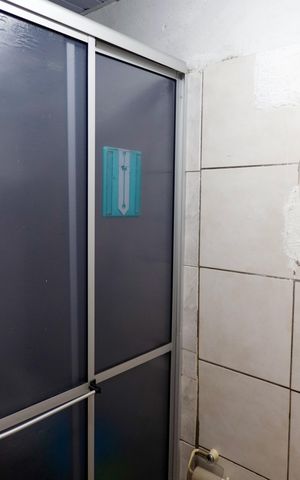Casa à venda com 80m², 2 quartos e 1 vaga