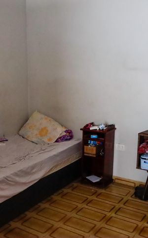 Casa à venda com 80m², 2 quartos e 1 vaga
