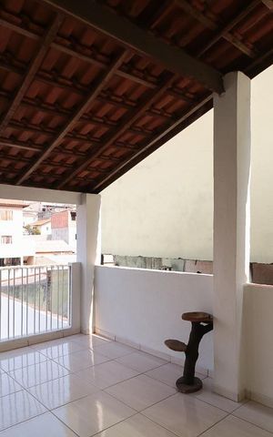 Casa à venda com 96m², 3 quartos e 1 vaga