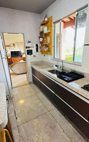 Casa à venda com 110m², 3 quartos e 4 vagas