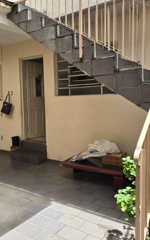 Casa para alugar com 210m², 4 quartos e 2 vagas Casa para alugar com 210m², 4 quartos e 2 vagasÁrea de Serviço / Casa 02