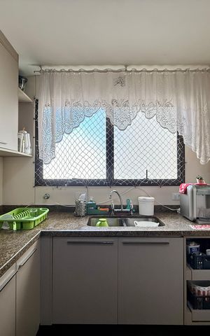 Apartamento à venda com 160m², 3 quartos e 2 vagasCozinha