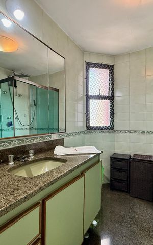 Apartamento à venda com 160m², 3 quartos e 2 vagasBanheiro Social