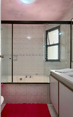 Apartamento à venda com 160m², 3 quartos e 2 vagasBanheiro Suíte
