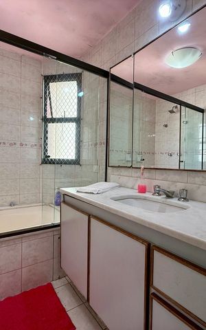 Apartamento à venda com 160m², 3 quartos e 2 vagasBanheiro Suíte