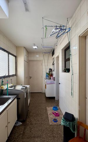 Apartamento à venda com 160m², 3 quartos e 2 vagasÁrea de Serviço