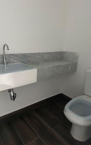 Apartamento à venda com 227m², 3 quartos e 4 vagas