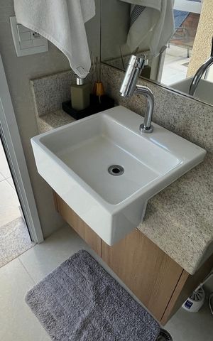 Apartamento à venda com 136m², 3 quartos e 2 vagas Apartamento à venda com 136m², 3 quartos e 2 vagasÁrea Gourmet Banheiro